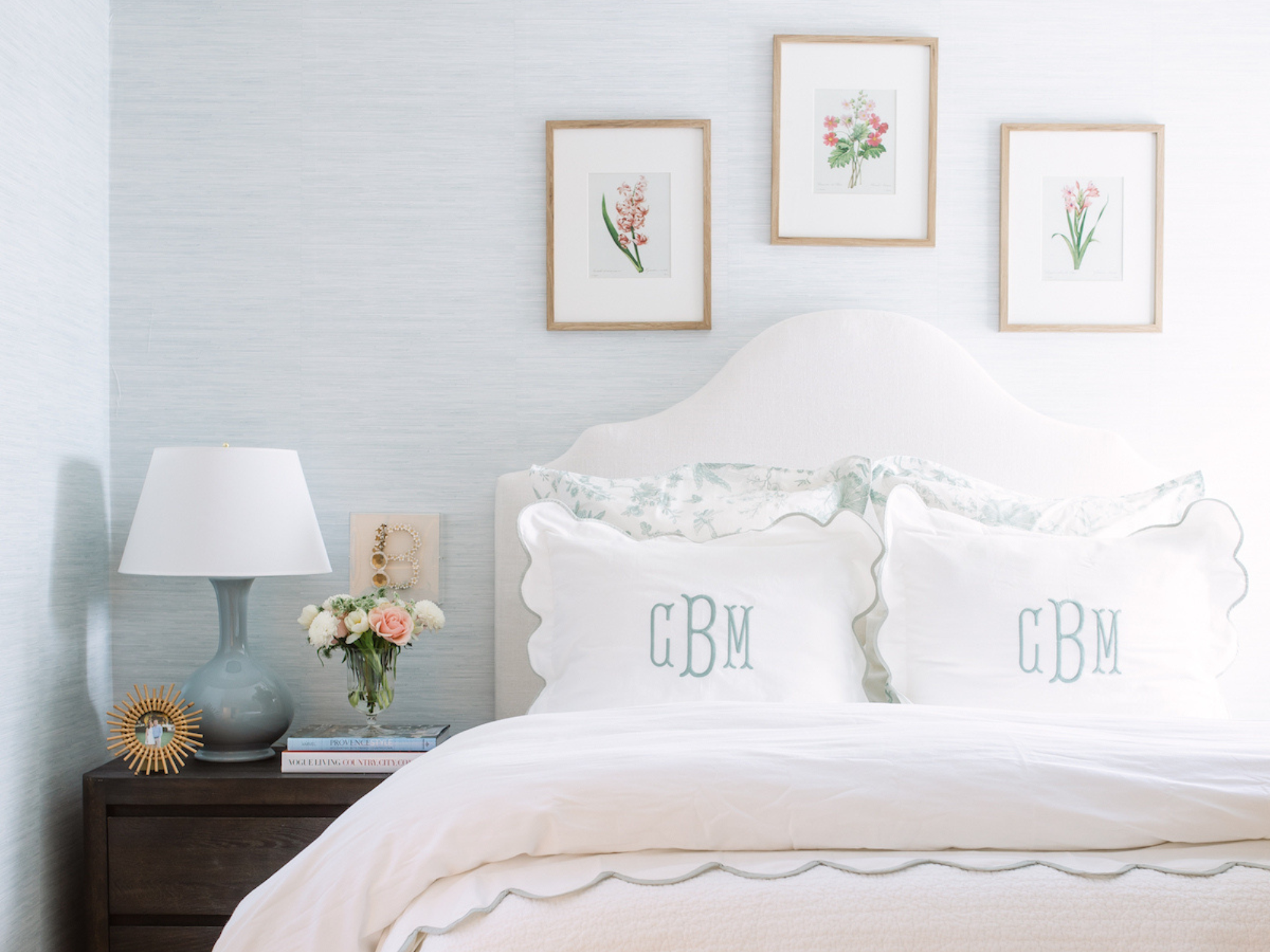 A Relaxing Guest Retreat With Our Faux Grasscloth Wallpaper