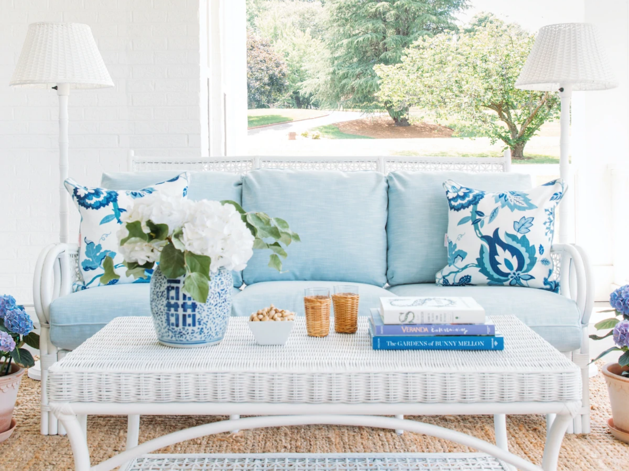 How to Create an Outdoor Space That Feels Like a Cozy Second Living Room