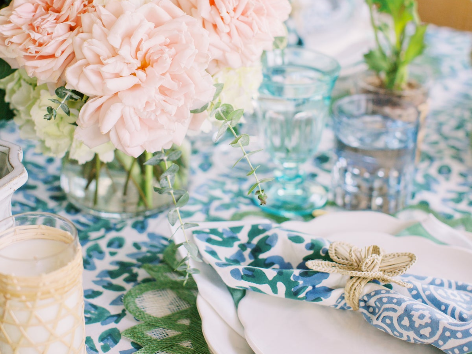 Evergreen Entertaining Accessories & Outfits to Match!