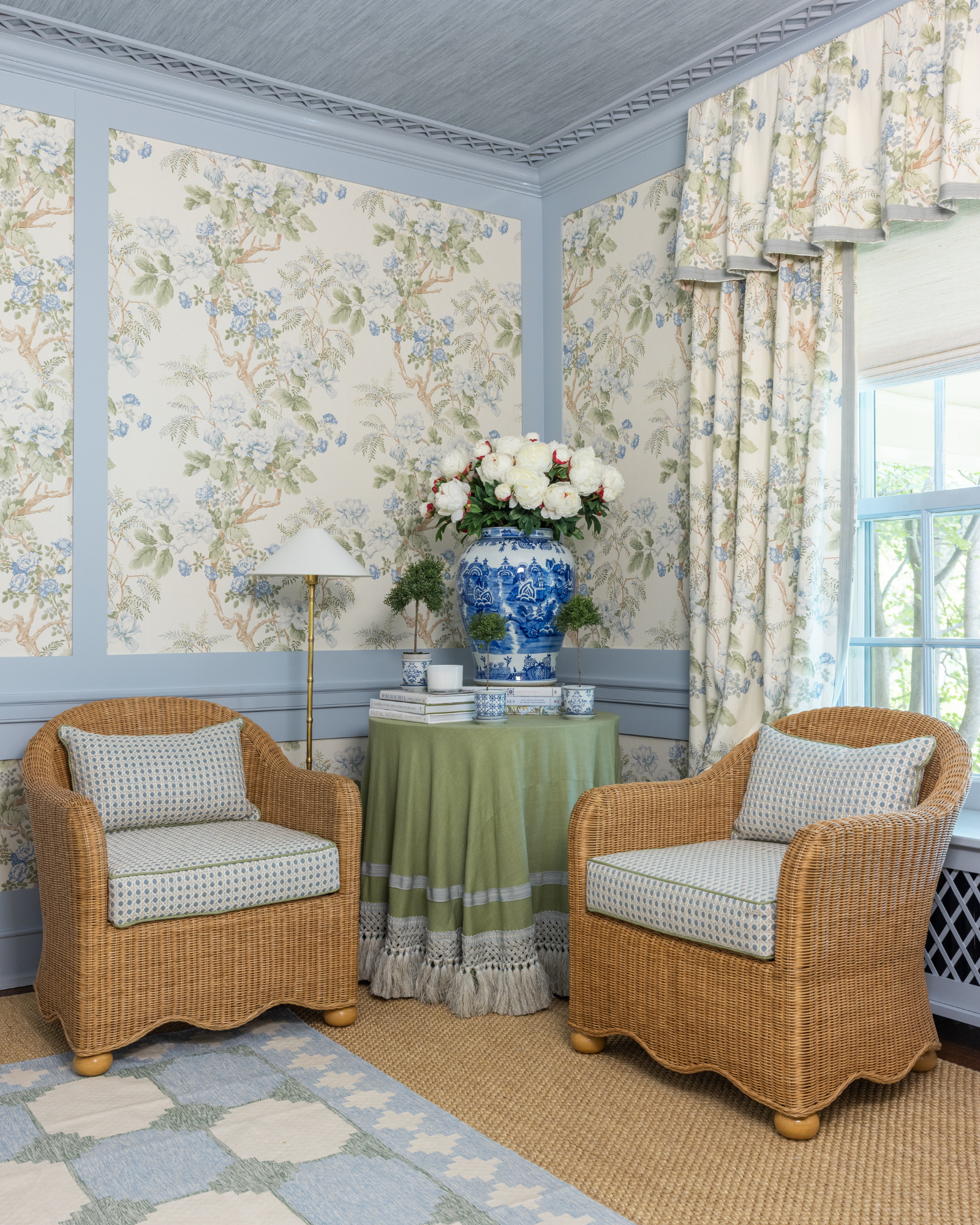 Wavy Wicker Lounge Chair