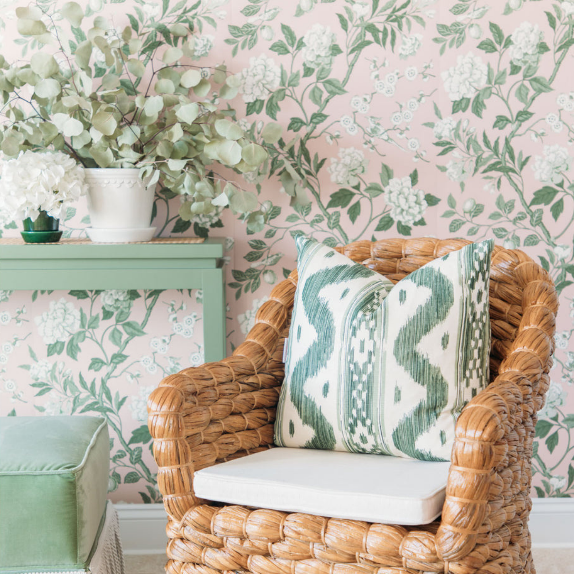 Emperor's Garden in Blush Wallpaper