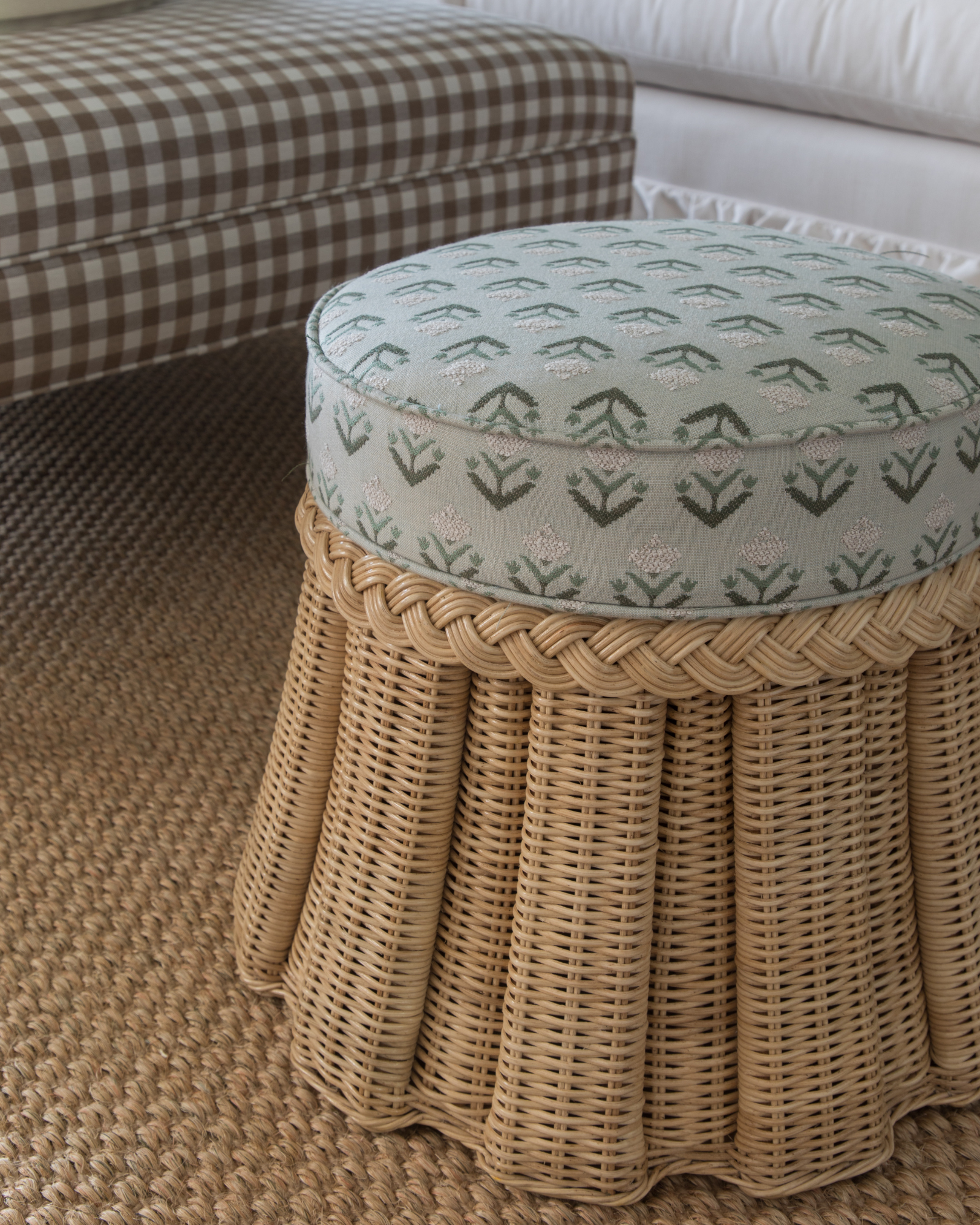 Pleated Wicker Stool - Round