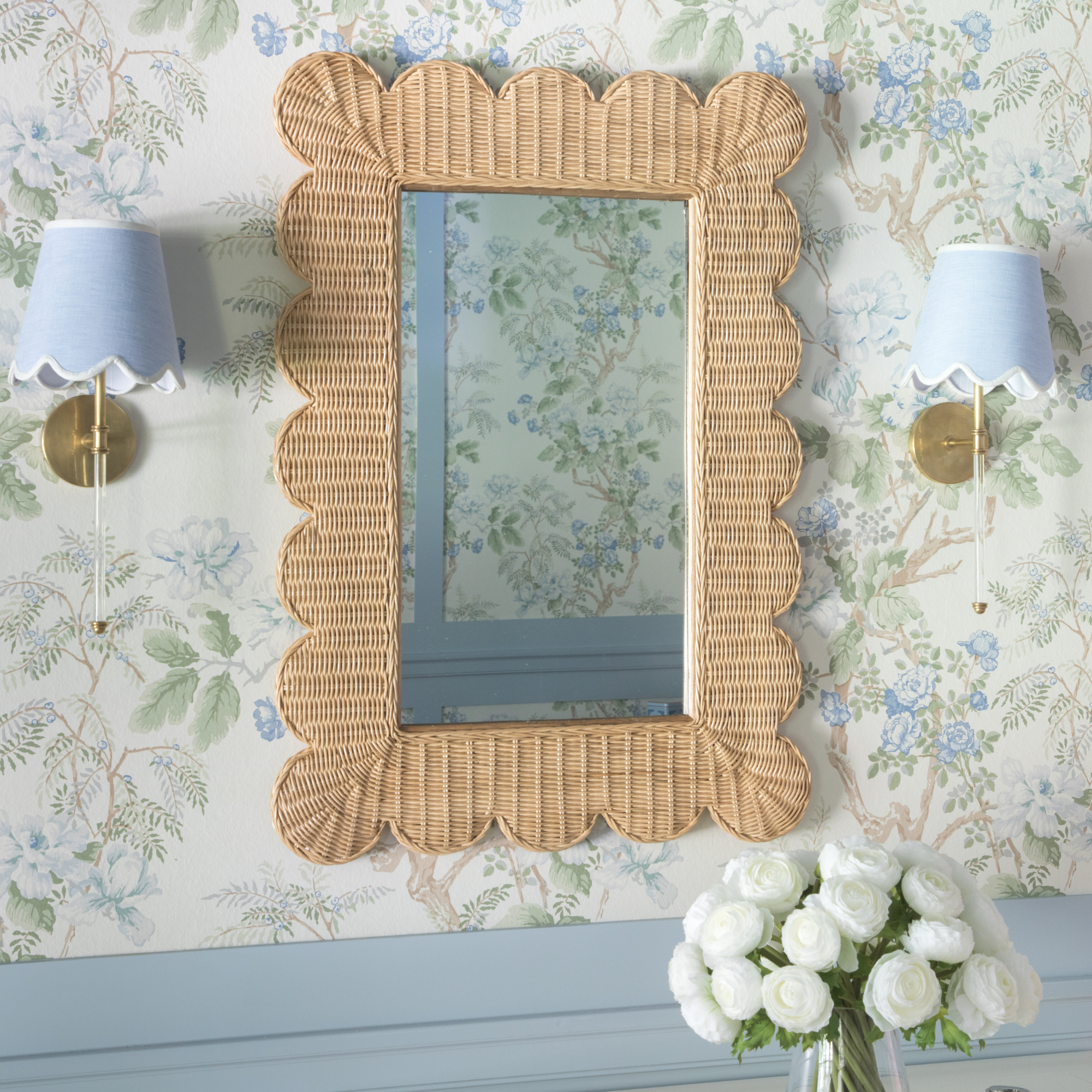 Bailey Scalloped Mirror