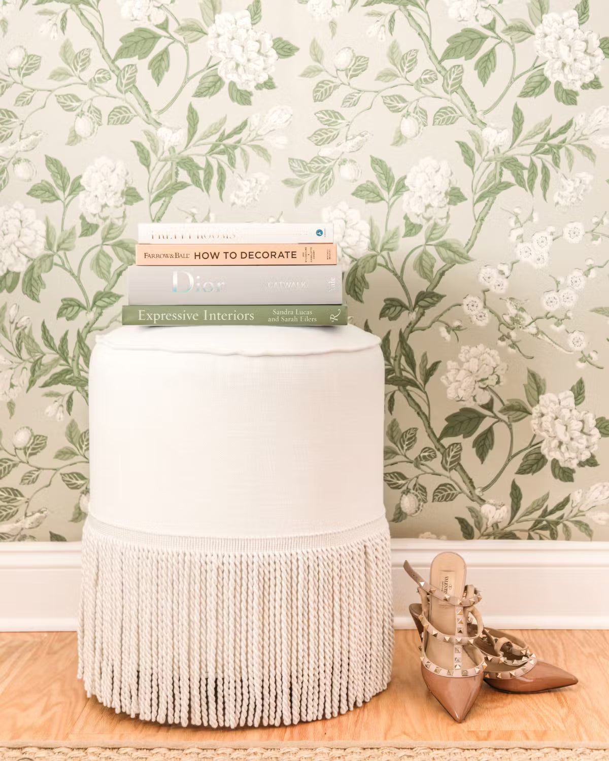 Betty Stool