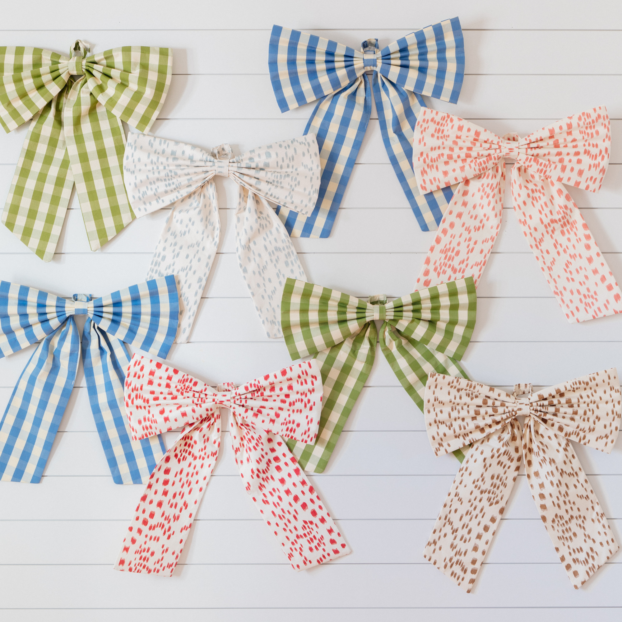 Oversized Fabric Bow - Carsten Check Leaf
