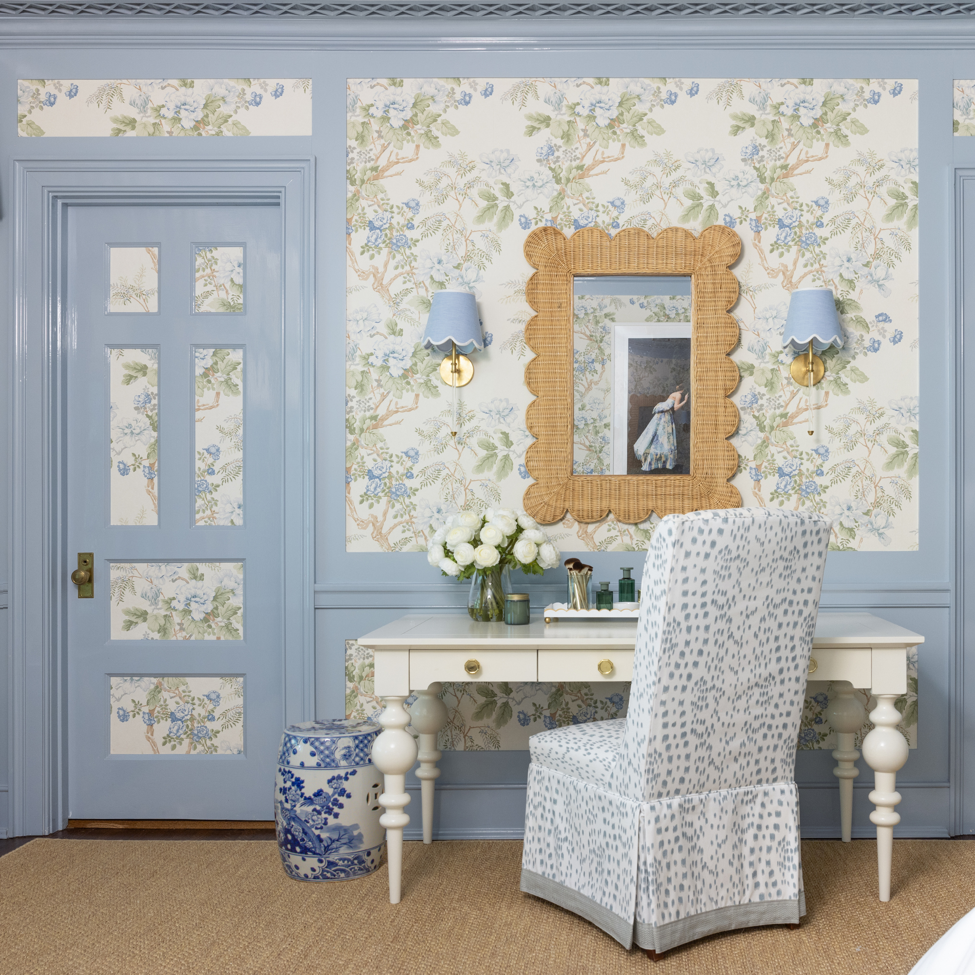 Rectangular Eloise White & Gold Tray