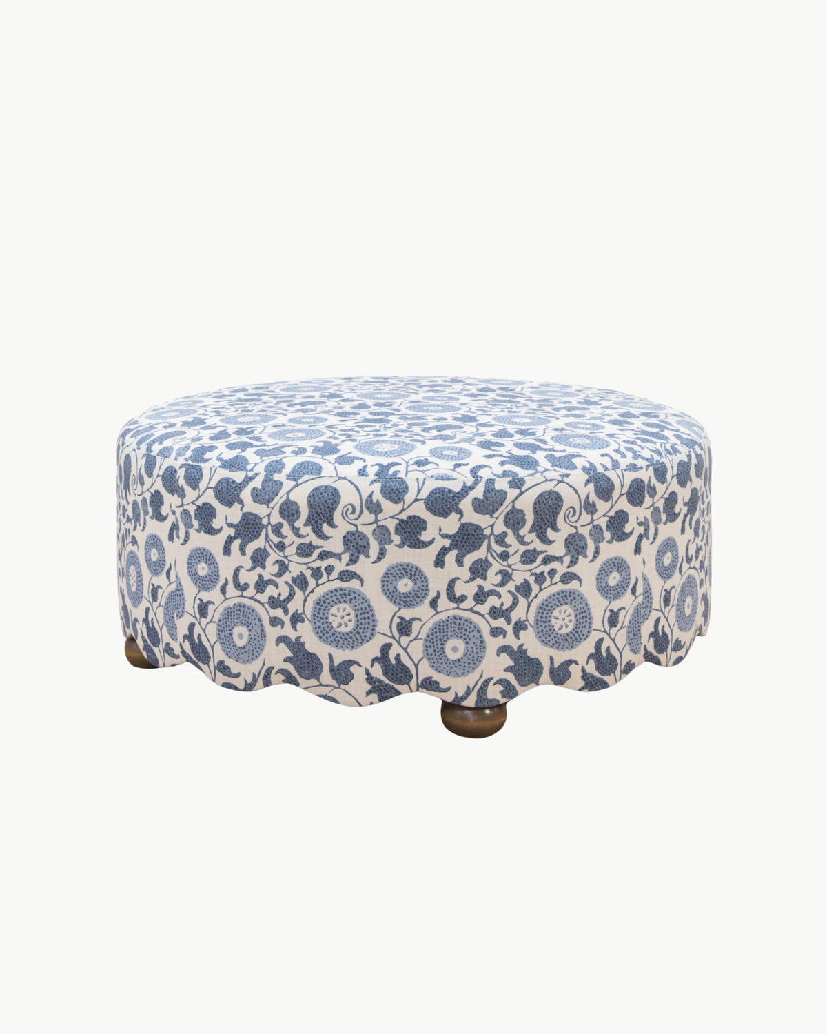 Gigi Wavy Ottoman - Round in Eldora Slate