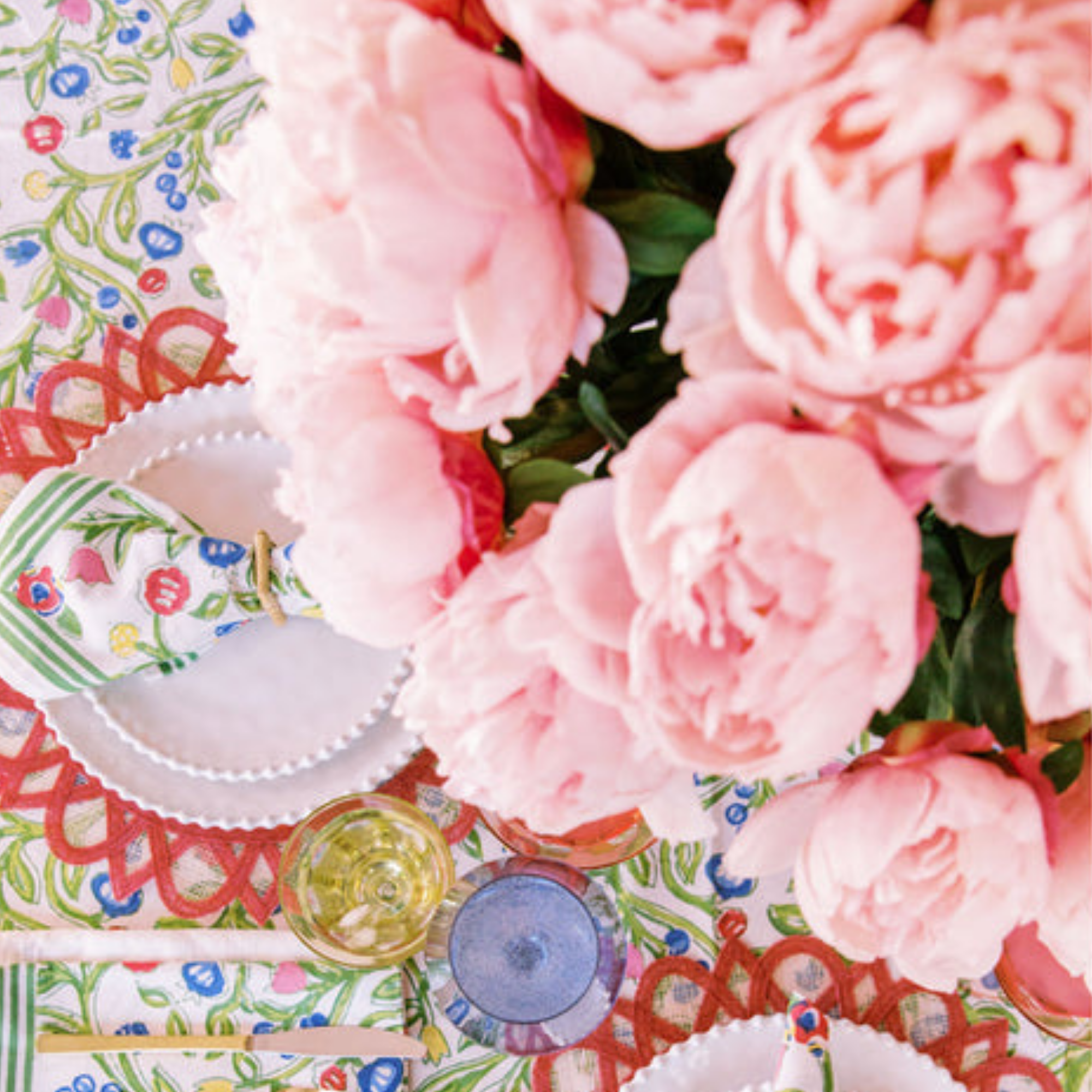 Large Pink Peony Bouquet in Glass Vase
